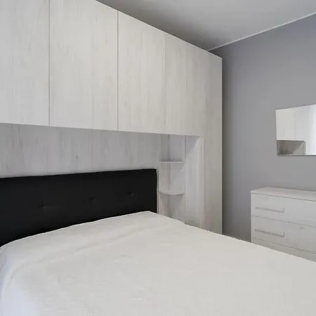 - Lucky - 2 Bedrooms & Comfort Apartment Sanremo