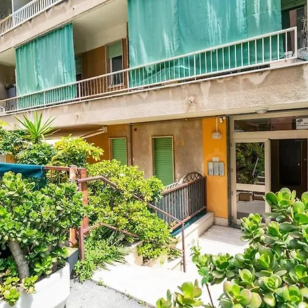 - Lucky - 2 Bedrooms & Comfort