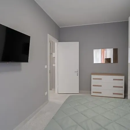 - Lucky - 2 Bedrooms & Comfort サンレモ